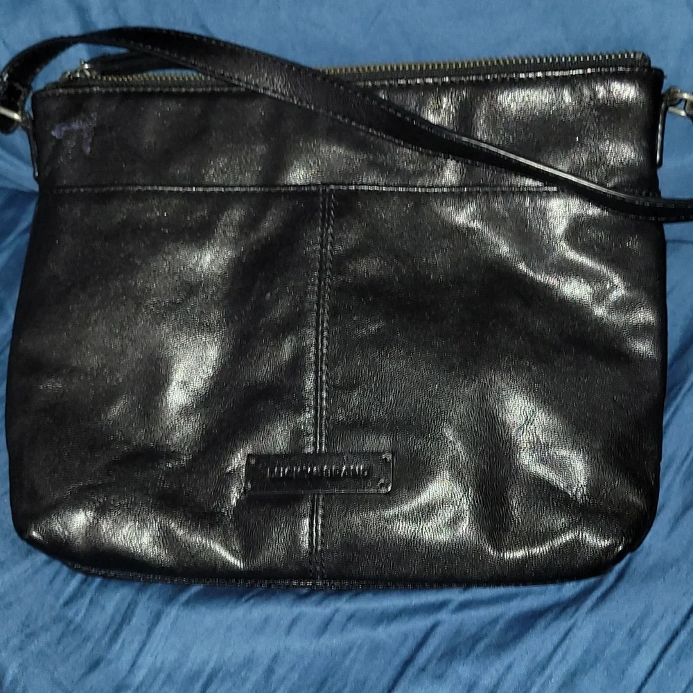 Crossbody - Picture 5 of 9